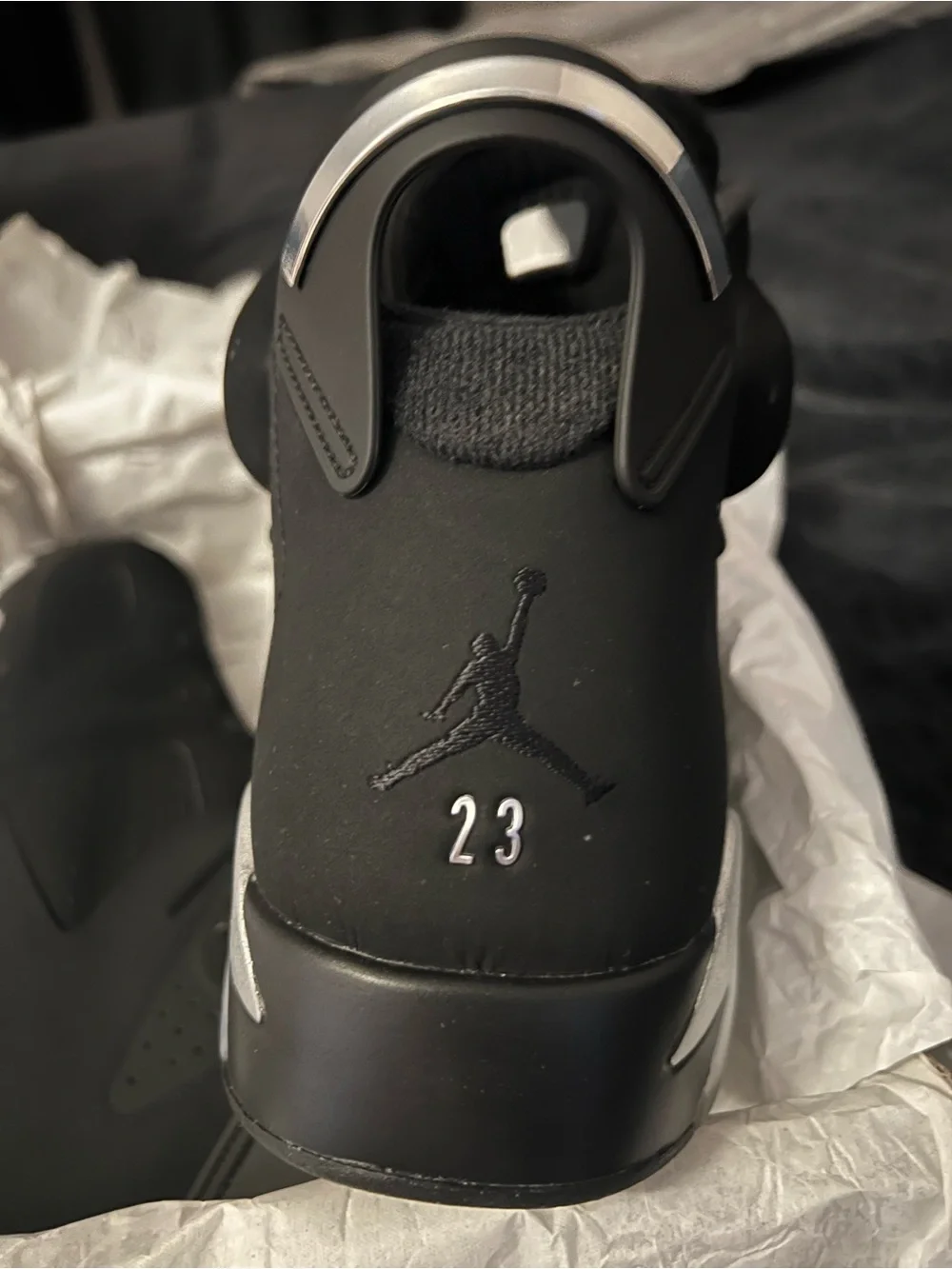 Jordan 6 Retro Men's Black and Chrome Mid-Top Sneakers